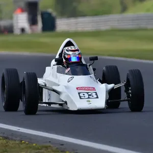 CJ10 8556 Jake Shortland, Lola T440 CJ10 8556 Jake Shortland, Lola T440