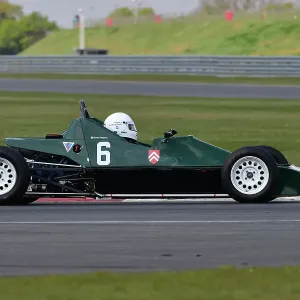 CJ10 8576 James Fettiplace, Van Diemen RF80 CJ10 8576 James Fettiplace, Van Diemen RF80