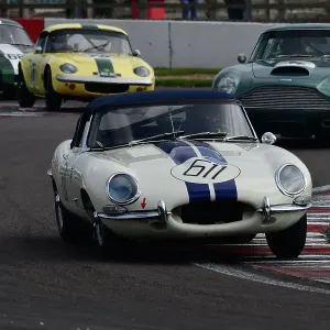 CJ10 9964 Gregor Fisken, Patrick Blakeney-Edwards, Christoff Cowens, Jaguar E-Type CJ10 9964 Gregor Fisken, Patrick Blakeney-Edwards, Christoff Cowens, Jaguar E-Type