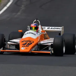 CJ11 2736 Neil Glover, Arrows A5