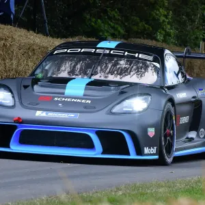 CJ11 3529 Porsche 718 Cayman GT4 ePerformance CJ11 3529 Porsche 718 Cayman GT4 ePerformance