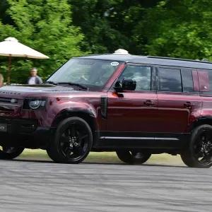 CJ11 4133 Navid Shamshiri, Land Rover Defender 130 CJ11 4133 Navid Shamshiri, Land Rover Defender 130