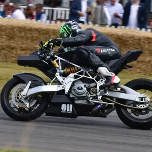 CJ11 4261 Giorgio Cerrato, Vyrus 984 C3 V2 CJ11 4261 Giorgio Cerrato, Vyrus 984 C3 V2