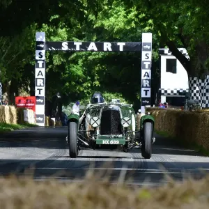 CJ11 4341 Robert Blakemore, Jonathan Lupton, Aston Martin Ulster CJ11 4341 Robert Blakemore, Jonathan Lupton, Aston Martin Ulster