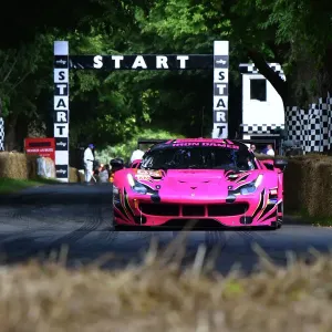 CJ11 4421 Deborah Mayer, Ferrari 488 GT3 CJ11 4421 Deborah Mayer, Ferrari 488 GT3