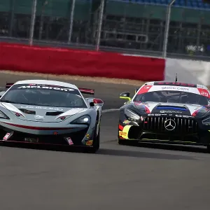 CJ12 0521 David Foster, McLaren 570S GT4, Allyyah Koloc, Mercedes-AMG GT4 CJ12 0521 David Foster, McLaren 570S GT4, Allyyah Koloc, Mercedes-AMG GT4
