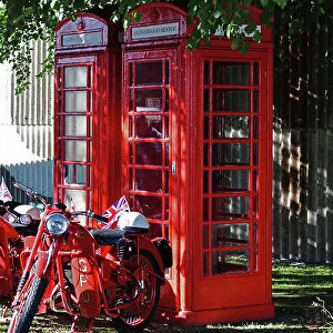 CJ12 1837 GPO Bantam motorcycles, red telephone boxes