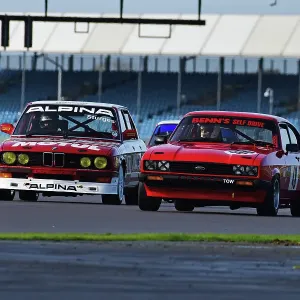 CJ12 3157 Robin Benn, Ford Capri, Jamie Sturges, BMW E28 M535i