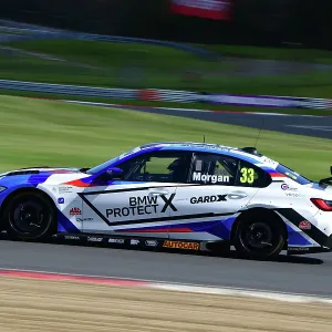 CJ12 4852 Adam Morgan, BMW 330e M Sport CJ12 4852 Adam Morgan, BMW 330e M Sport