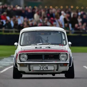 CJ12 6742 Lawrence Warr, Mini 1275 GT