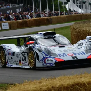 CJ13 0639 Porsche 911 GT 1-98