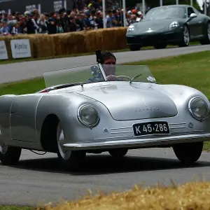 CJ13 0710 Mark Webber, Porsche 356-1, K45 286, the first real Porsche CJ13 0710 Mark Webber, Porsche 356-1, K45 286, the first real Porsche