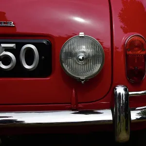 CJ13 0960 Downton Morris Cooper S, Reversing lamp