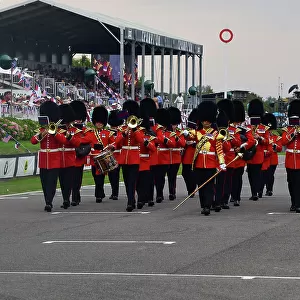CJ13 3778 The Band of the Irish Guards