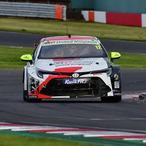 CJ13 9185 Rob Huff, Toyota Corolla GR Sport, Toyota Gazoo Racing CJ13 9185 Rob Huff, Toyota Corolla GR Sport, Toyota Gazoo Racing