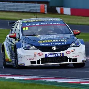 CJ13 9193 Mikey Doble, Vauxhall Astra, Evans Halshaw Power Maxed Racing CJ13 9193 Mikey Doble, Vauxhall Astra, Evans Halshaw Power Maxed Racing