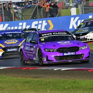 CJ14 0054 Bobby Thompson, BMW 330e M Sport, Zeus Cloud Racing with WSR CJ14 0054 Bobby Thompson, BMW 330e M Sport, Zeus Cloud Racing with WSR