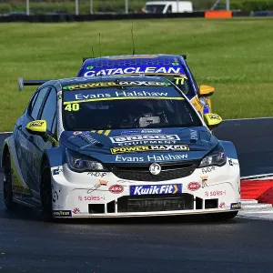 CJ14 0154 Aron Taylor-Smith, Vauxhall Astra, Evans Halshaw Power Maxed Racing CJ14 0154 Aron Taylor-Smith, Vauxhall Astra, Evans Halshaw Power Maxed Racing