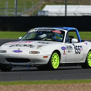 CJ14_1837 Steve Adams, Mazda MX-5 Mk1.jpg