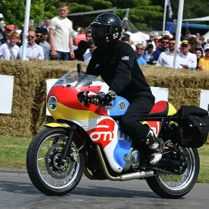 CJ14 2596 Royal Enfield Top Gear Continental GT
