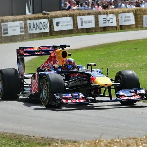 CJ14 2708 Daniel Ricciardo, Red Bull Racing-Renault RB7 CJ14 2708 Daniel Ricciardo, Red Bull Racing-Renault RB7