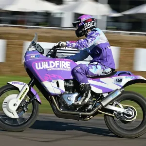 CJ14 3453 Ian Tam, Royal Enfield Interceptor 650 Twin