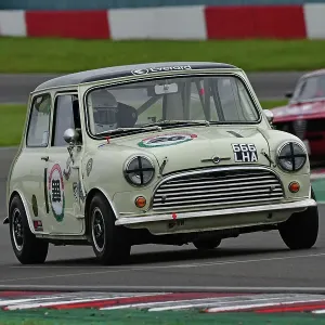 CJ14_4608 Edward Crossley, Morris Mini Cooper S.jpg