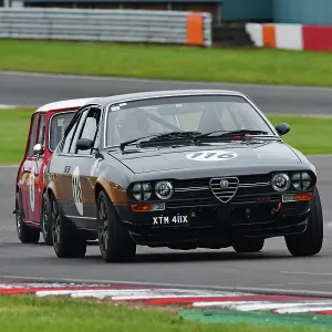 CJ14_4614 Brett Syndercombe, Alfa Romeo Alfetta GTV.jpg