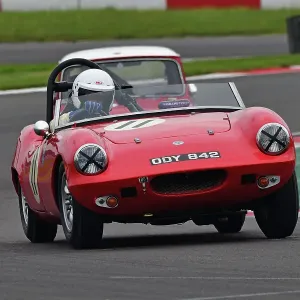 CJ14_4626 Ding Boston, Elva Courier.jpg