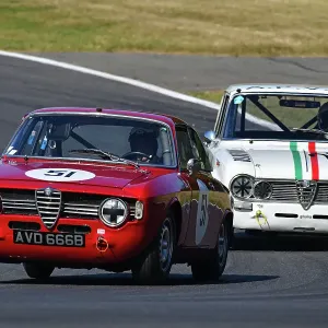 CJ14 5142 Tim Dutton, Alfa Romeo Giulia Sprint GT, Alexander Poulton, Myles Poulton, Alfa Romeo Giulia Ti Super CJ14 5142 Tim Dutton, Alfa Romeo Giulia Sprint GT, Alexander Poulton, Myles Poulton, Alfa Romeo Giulia Ti Super