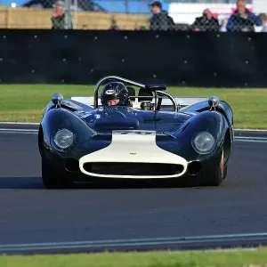CJ14_5743 Steve Seaman, Andy Newall, Lola T70 Mk2 Spyder.jpg CJ14_5743 Steve Seaman, Andy Newall, Lola T70 Mk2 Spyder.jpg