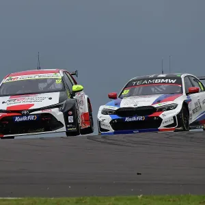 CJ14 6524 Rob Huff, Toyota Corolla GR Sport, Toyota Gazoo Racing UK CJ14 6524 Rob Huff, Toyota Corolla GR Sport, Toyota Gazoo Racing UK