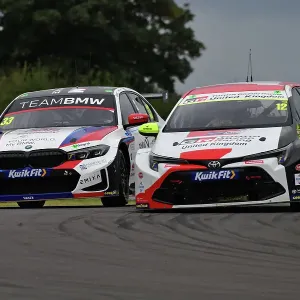CJ14 6545 Rob Huff, Toyota Corolla GR Sport, Toyota Gazoo Racing UK CJ14 6545 Rob Huff, Toyota Corolla GR Sport, Toyota Gazoo Racing UK