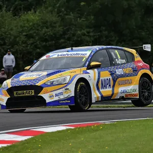 CJ14 6575 Ashley Sutton, Ford Focus ST, NAPA Racing UK CJ14 6575 Ashley Sutton, Ford Focus ST, NAPA Racing UK
