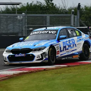 CJ14 6681 Jake Hill, BMW 330e M Sport, Laser Tools Racing with MB Motorsport CJ14 6681 Jake Hill, BMW 330e M Sport, Laser Tools Racing with MB Motorsport