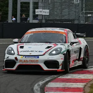 CJ14 6827 Max Coates, Porsche 718 Cayman GT4 RS Clubsport, Team Omologato with Graves Motorsport CJ14 6827 Max Coates, Porsche 718 Cayman GT4 RS Clubsport, Team Omologato with Graves Motorsport