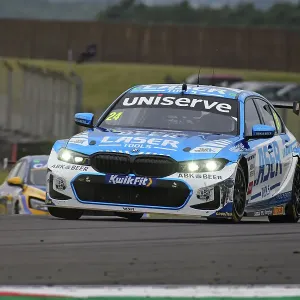 CJ14 7097 Jake Hill, BMW 330e M Sport, Laser Tools Racing with MB Motorsport CJ14 7097 Jake Hill, BMW 330e M Sport, Laser Tools Racing with MB Motorsport