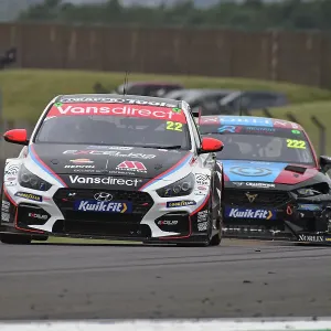 CJ14 7105 Nick Halstead, Hyundai i30N, Team Bristol Street Motors CJ14 7105 Nick Halstead, Hyundai i30N, Team Bristol Street Motors
