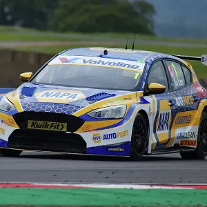 CJ14 7142 Ashley Sutton, Ford Focus ST, NAPA Racing UK CJ14 7142 Ashley Sutton, Ford Focus ST, NAPA Racing UK