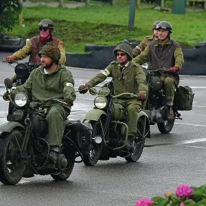 CJ14 9767 Some Harley Davidsons and an Ariel ex-Military motorcycles CJ14 9767 Some Harley Davidsons and an Ariel ex-Military motorcycles