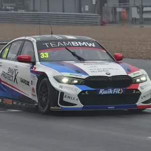 CJ14 9987 Adam Morgan, BMW 330e M Sport, Team BMW