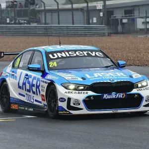 CJ15 0020 Jake Hill, BMW 330e M Sport, Laser Tools Racing with MB Motorsport