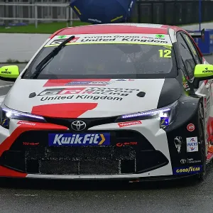 CJ15 0077 Rob Huff, Toyota Corolla GR Sport, TOYOTA Gazoo Racing UK
