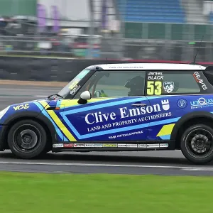 CJ15_0904 James Black, Graves Motorsport, MINI Cooper.jpg CJ15_0904 James Black, Graves Motorsport, MINI Cooper.jpg