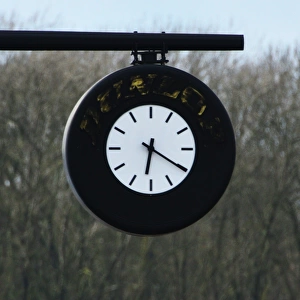 CJ3 1244b the old clock