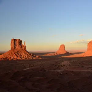 CJ3 3481 Sunset Monument Valley