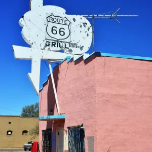 CJ3 4041 Route 66 Grill CJ3 4041 Route 66 Grill