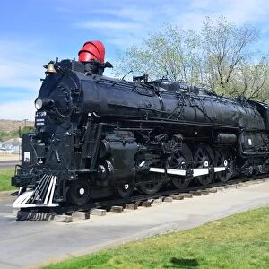 CJ3 4102 Steam Locomotive 3759