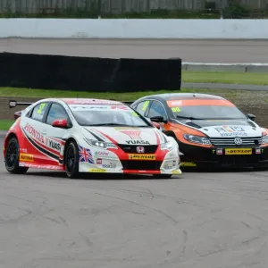 CJ6 1430 Gordon Shedden, Honda Civic Type R, Jason Plato, Volkswagen CC CJ6 1430 Gordon Shedden, Honda Civic Type R, Jason Plato, Volkswagen CC