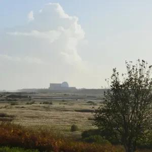 CJ7 0647 Réacteurs dans la brume, Sizewell. CJ7 0647 Réacteurs dans la brume, Sizewell.